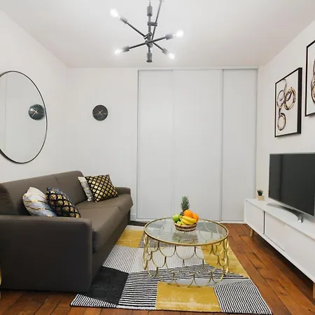 Lejlighed Bnbnook - Cozy 1br Steps From Notre-dame & Seine
